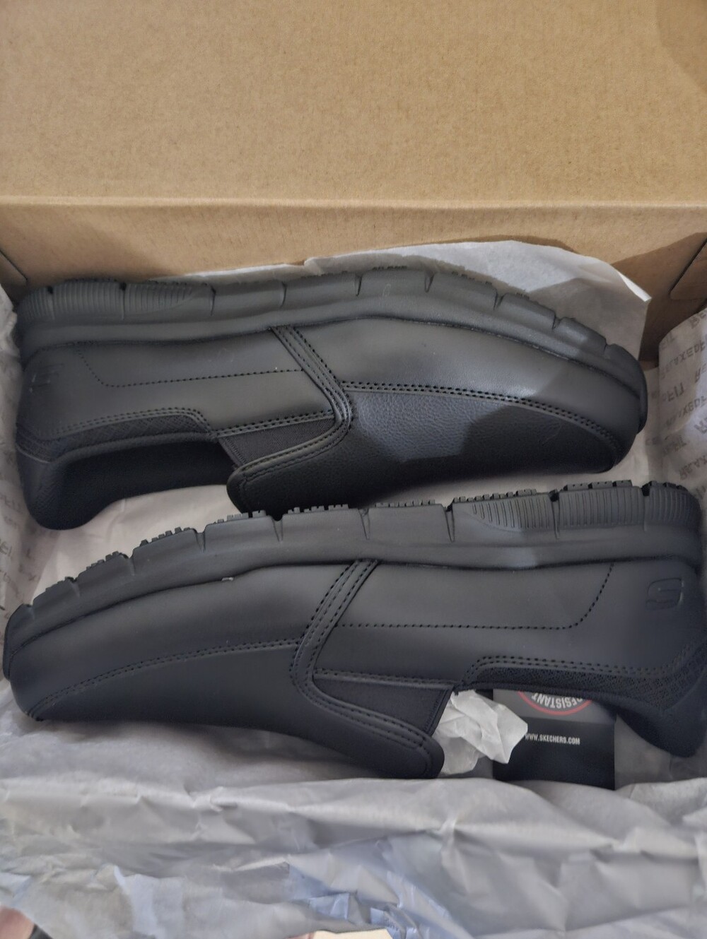 Mens Work Skechers Relaxed Fit and Memory Foam Size 12 - Picture 5 of 9